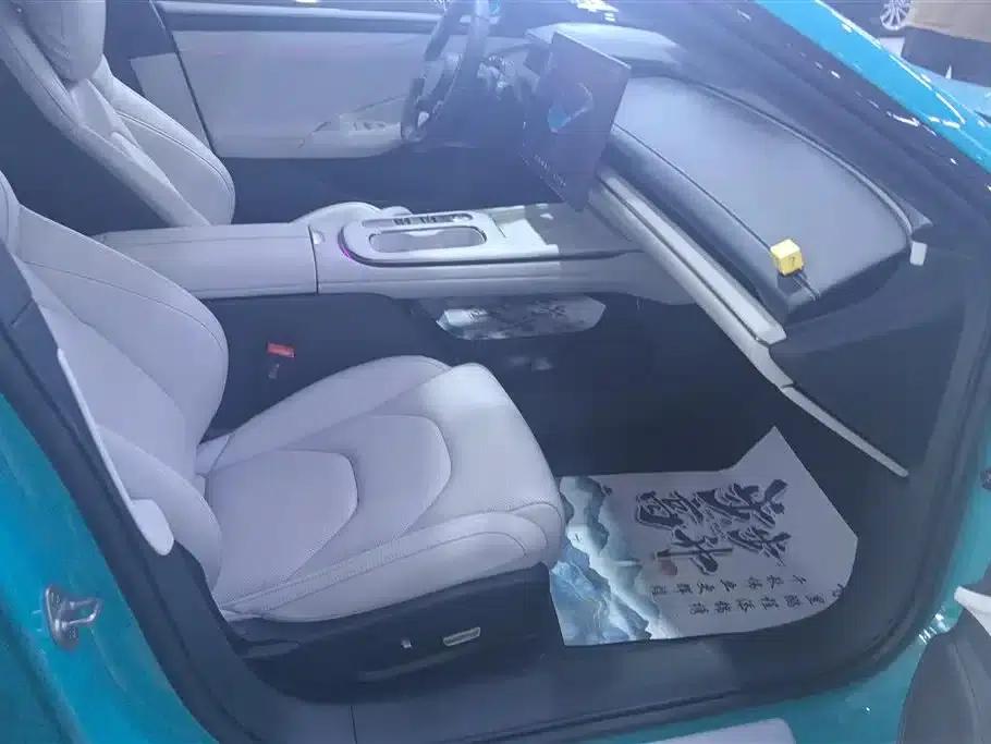 Xiaomi SU7 2024 Rear-Wheel Drive Long-Range Smart Driving Edition — миниатюра 8