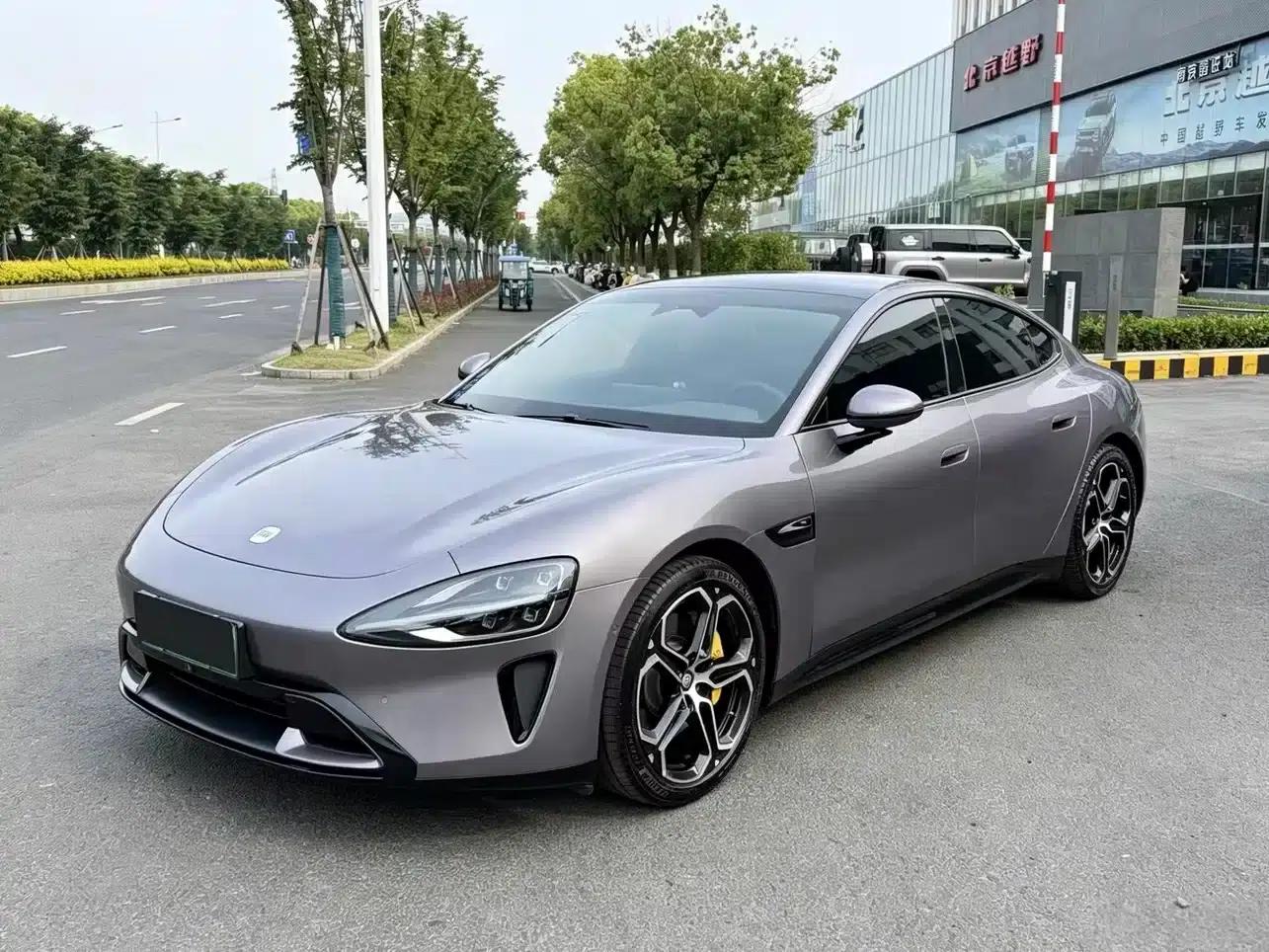 Xiaomi SU7 2024 Rear-Wheel Drive Long-Range Smart Driving Edition — миниатюра 1