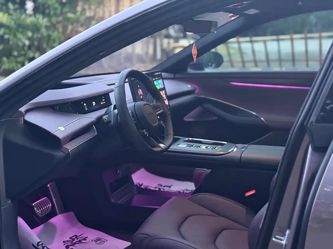 Xiaomi SU7 2024 All-Wheel Drive Long Range High-End Intelligent Driving Max Edition — миниатюра 4