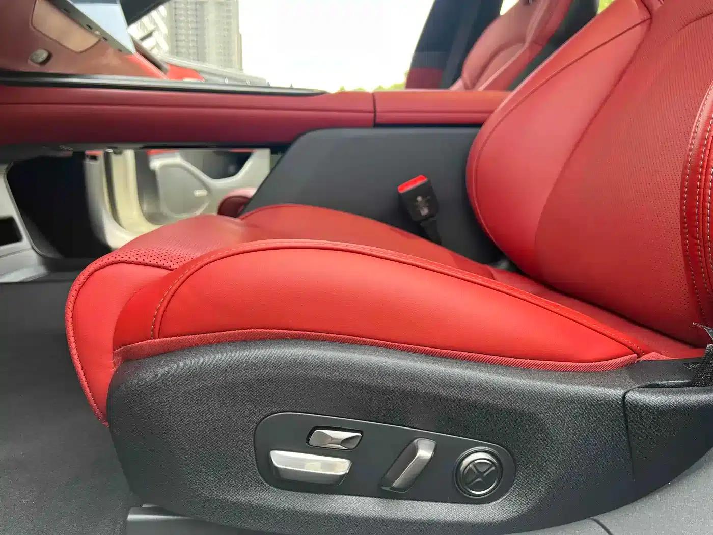 Xiaomi SU7 2024 All-Wheel Drive Long Range High-End Intelligent Driving Max Edition — миниатюра 10