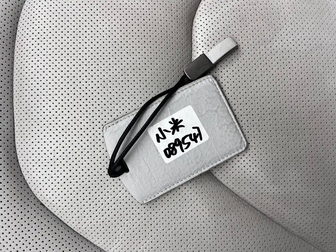 Xiaomi SU7 2024 Rear-Wheel Drive Long-Range Smart Driving Edition — миниатюра 17