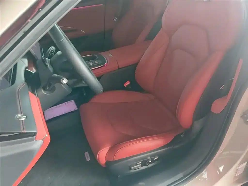 Xiaomi SU7 2024 All-Wheel Drive Long Range High-End Intelligent Driving Max Edition — миниатюра 15