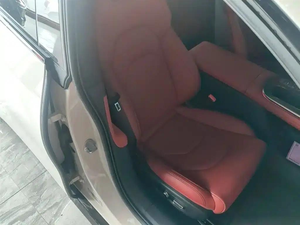 Xiaomi SU7 2024 All-Wheel Drive Long Range High-End Intelligent Driving Max Edition — миниатюра 25
