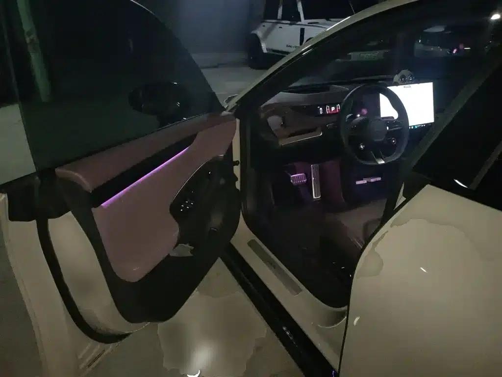 Xiaomi SU7 2024 All-Wheel Drive Long Range High-End Intelligent Driving Max Edition — миниатюра 14