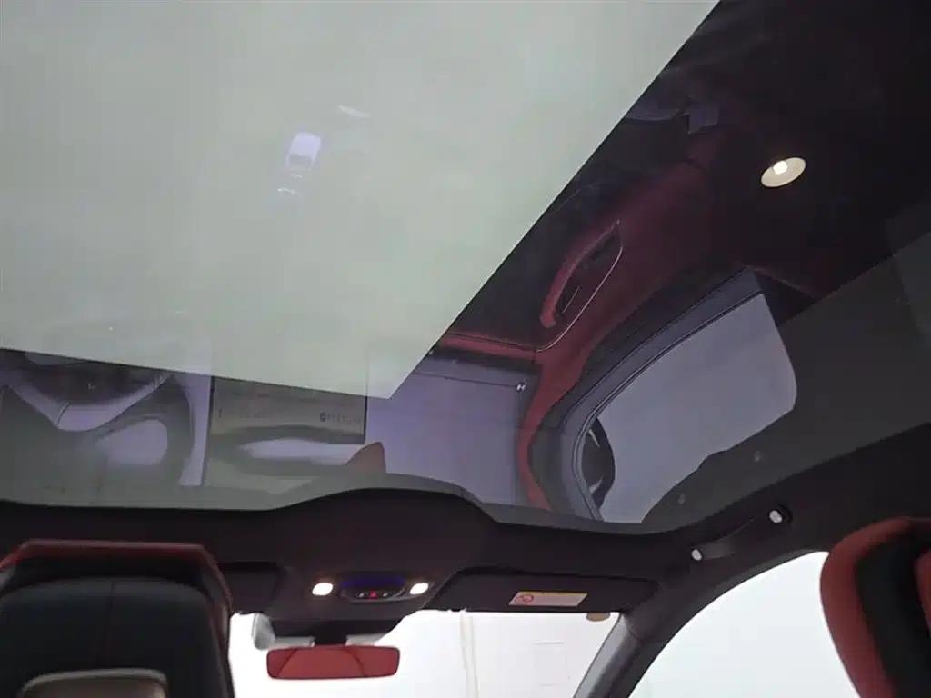 Xiaomi SU7 2024 Rear-Wheel Drive Long-Range Smart Driving Edition — миниатюра 18