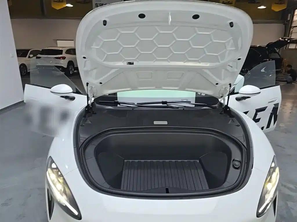 Xiaomi SU7 2024 Rear-Wheel Drive Long-Range Smart Driving Edition — миниатюра 20