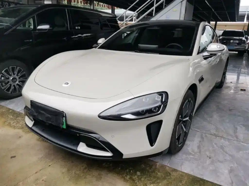Xiaomi SU7 2024 Rear-Wheel Drive Long-Range Smart Driving Edition — миниатюра 1