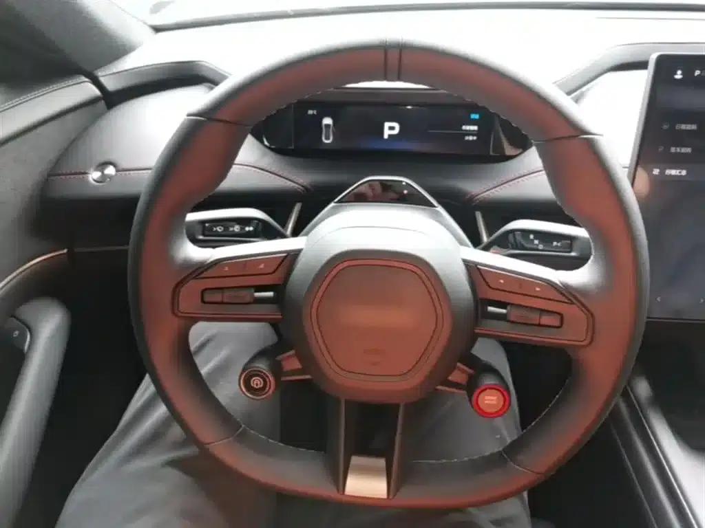 Xiaomi SU7 2024 Rear-Wheel Drive Long-Range Smart Driving Edition — миниатюра 11
