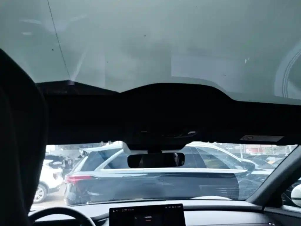 Xiaomi SU7 2024 Rear-Wheel Drive Long-Range Smart Driving Edition — миниатюра 18