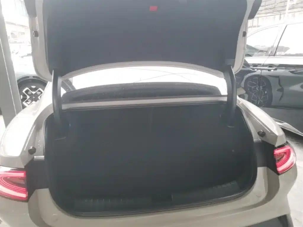 Xiaomi SU7 2024 Rear-Wheel Drive Long-Range Smart Driving Edition — миниатюра 19