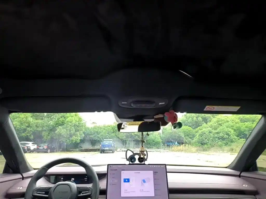 Xiaomi SU7 2024 All-Wheel Drive Max Founder Edition — миниатюра 18