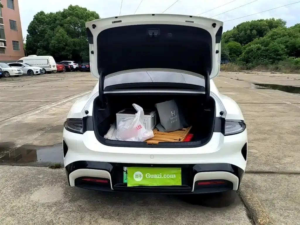 Xiaomi SU7 2024 All-Wheel Drive Max Founder Edition — миниатюра 19