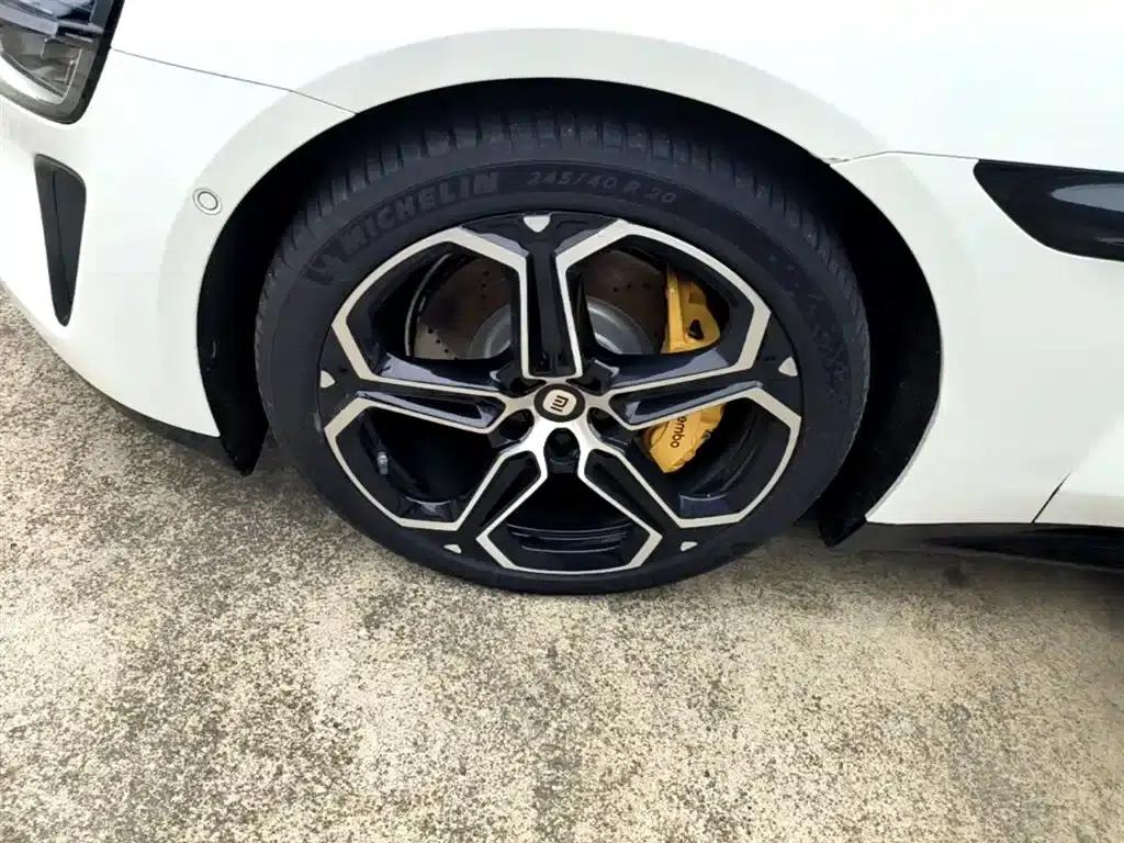 Xiaomi SU7 2024 All-Wheel Drive Max Founder Edition — миниатюра 23