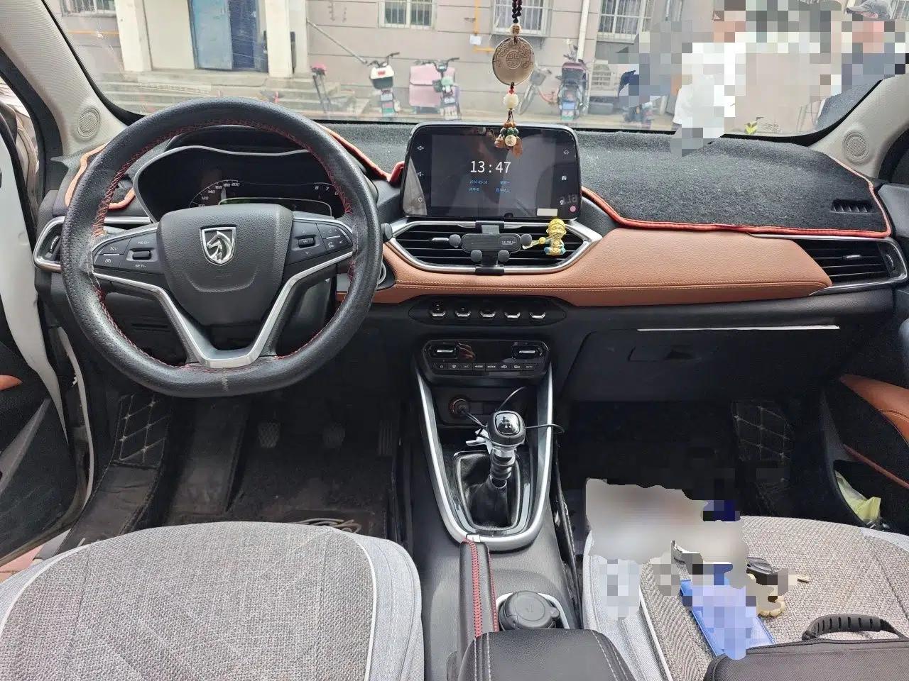 Baojun 510 2019 1.5L Manual Enjoyment Model 77kW China VI — миниатюра 10