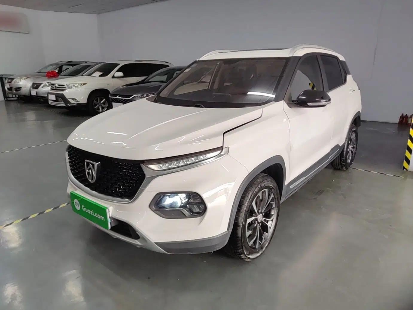 Baojun 510 2017 1.5L Manual Luxury Model — миниатюра 1
