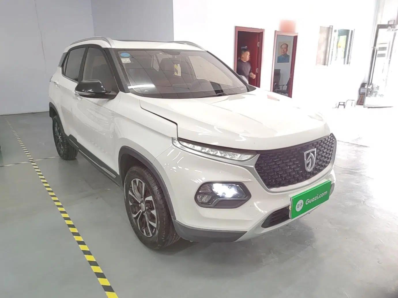 Baojun 510 2017 1.5L Manual Luxury Model — миниатюра 3