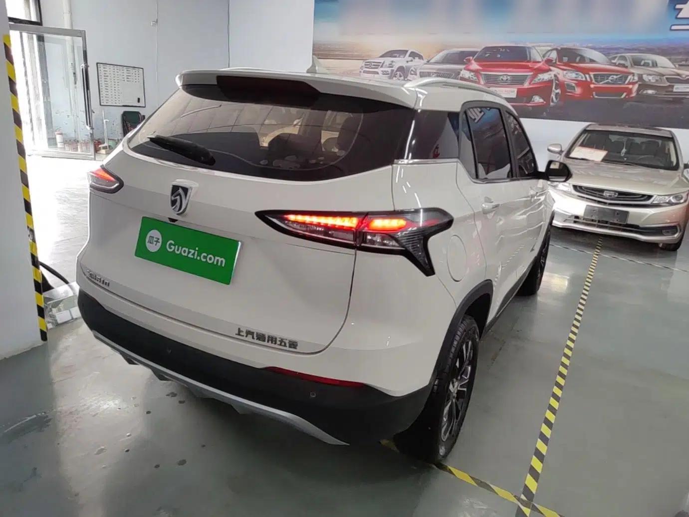 Baojun 510 2017 1.5L Manual Luxury Model — миниатюра 6