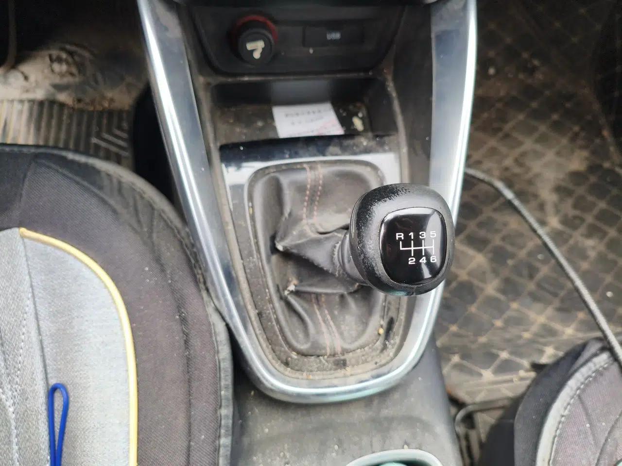 Baojun 510 2019 1.5L Manual Enjoyment Model 77kW China VI — миниатюра 15