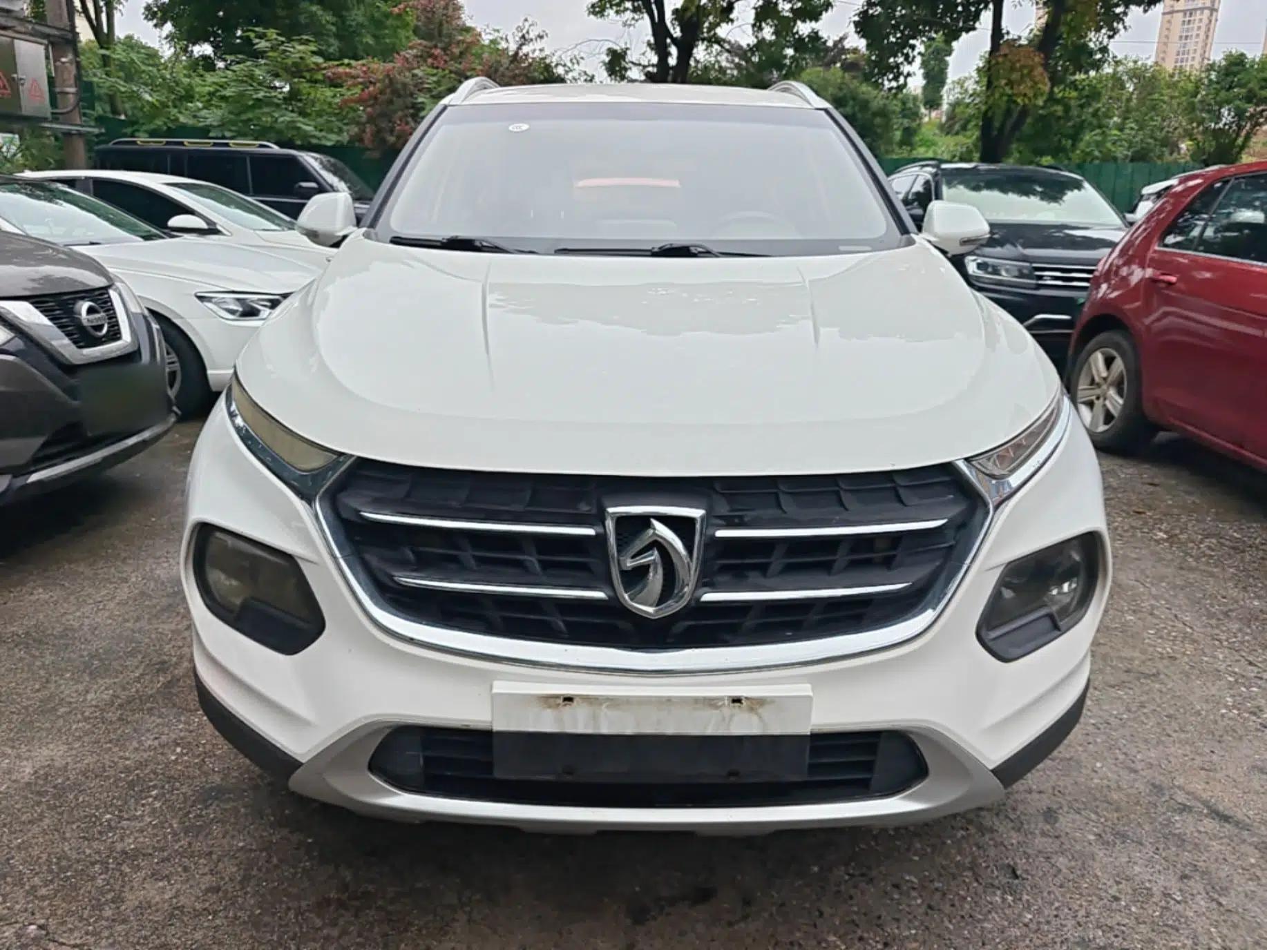 Baojun 510 2017 1.5L Manual Fashion Model — миниатюра 2
