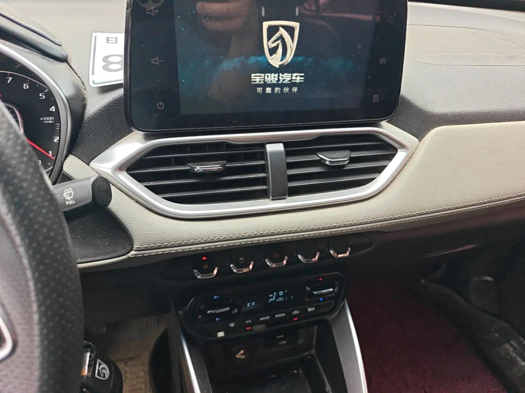Baojun 510 2017 1.5L Manual Fashion Model — миниатюра 16
