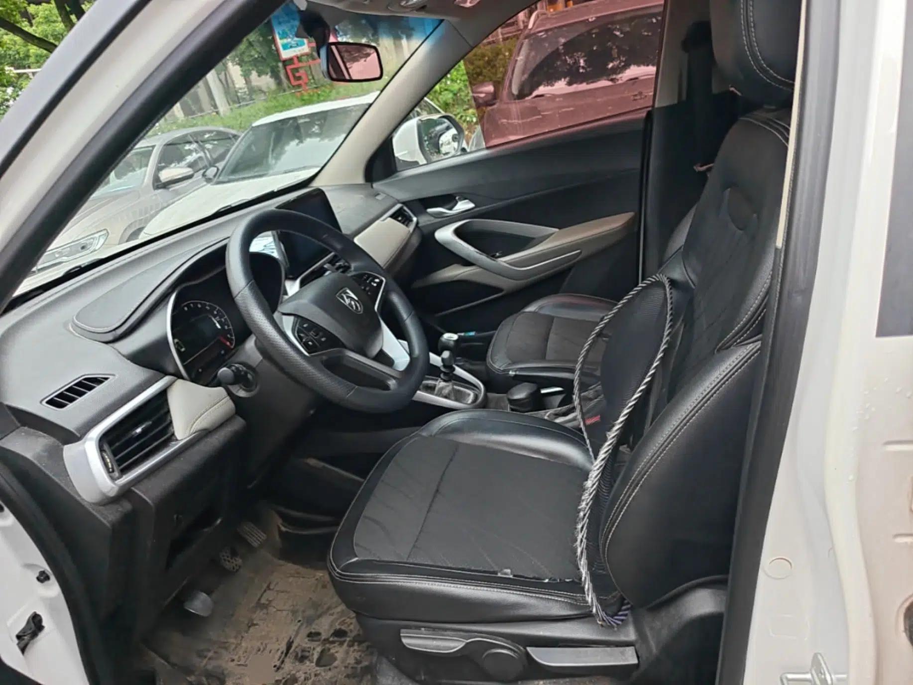 Baojun 510 2017 1.5L Manual Fashion Model — миниатюра 18
