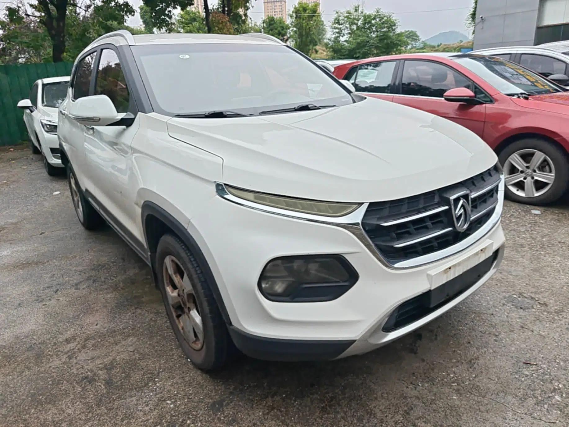 Baojun 510 2017 1.5L Manual Fashion Model — миниатюра 3