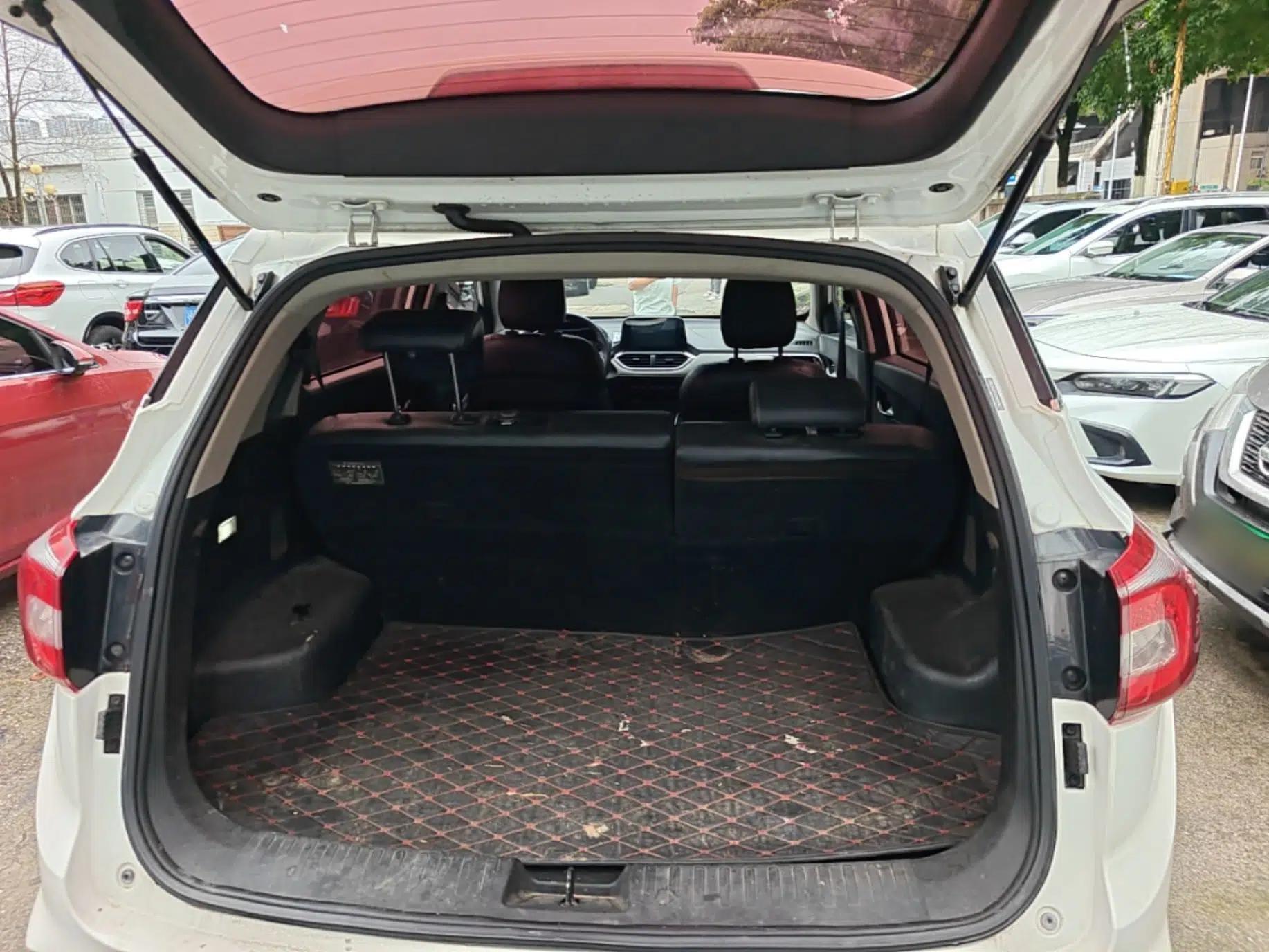 Baojun 510 2017 1.5L Manual Fashion Model — миниатюра 22