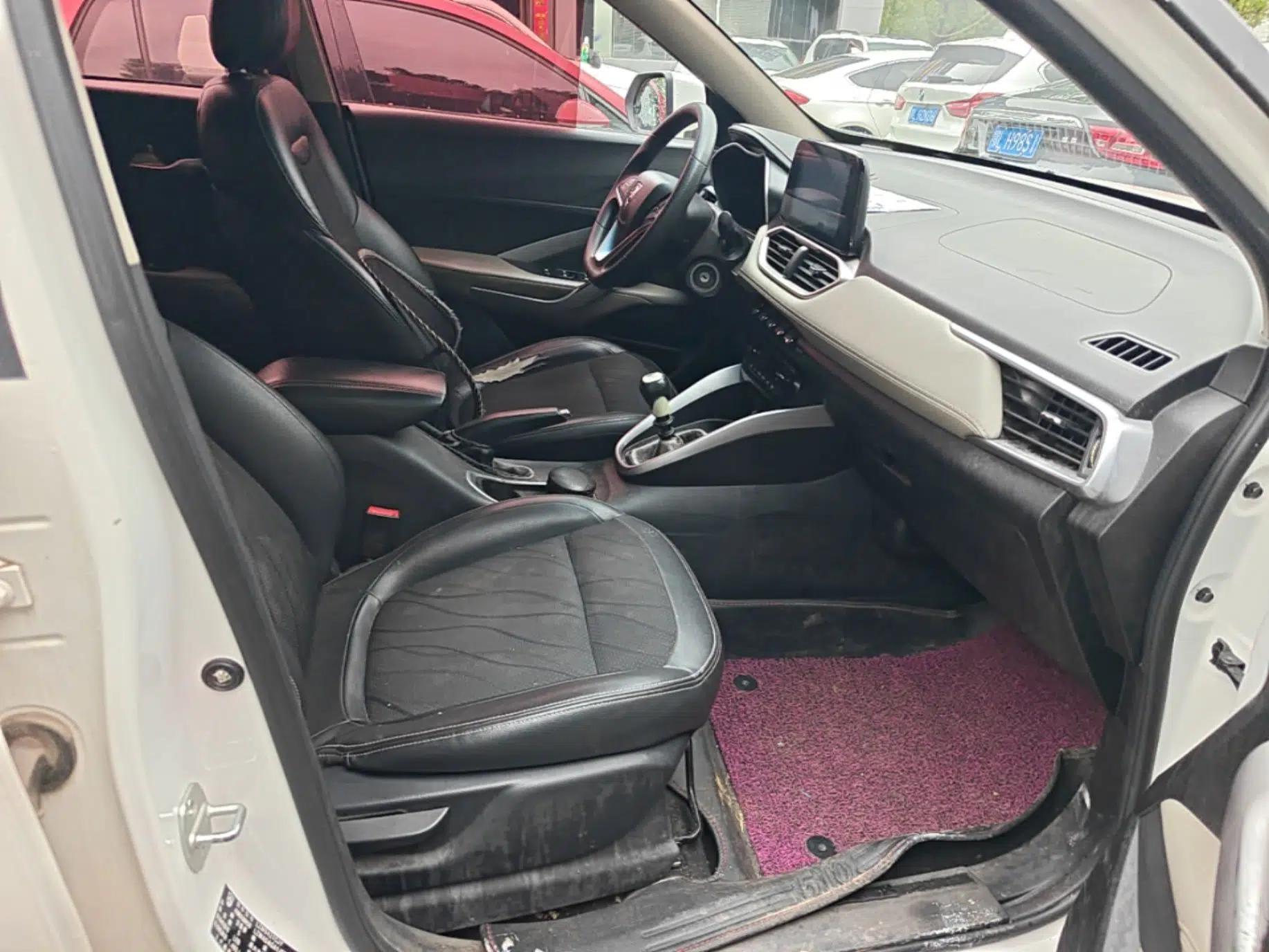 Baojun 510 2017 1.5L Manual Fashion Model — миниатюра 23