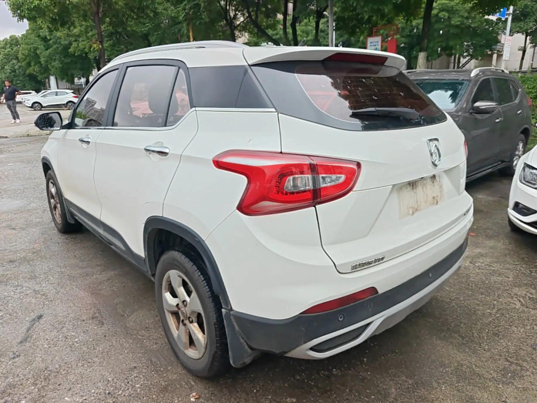 Baojun 510 2017 1.5L Manual Fashion Model — миниатюра 4