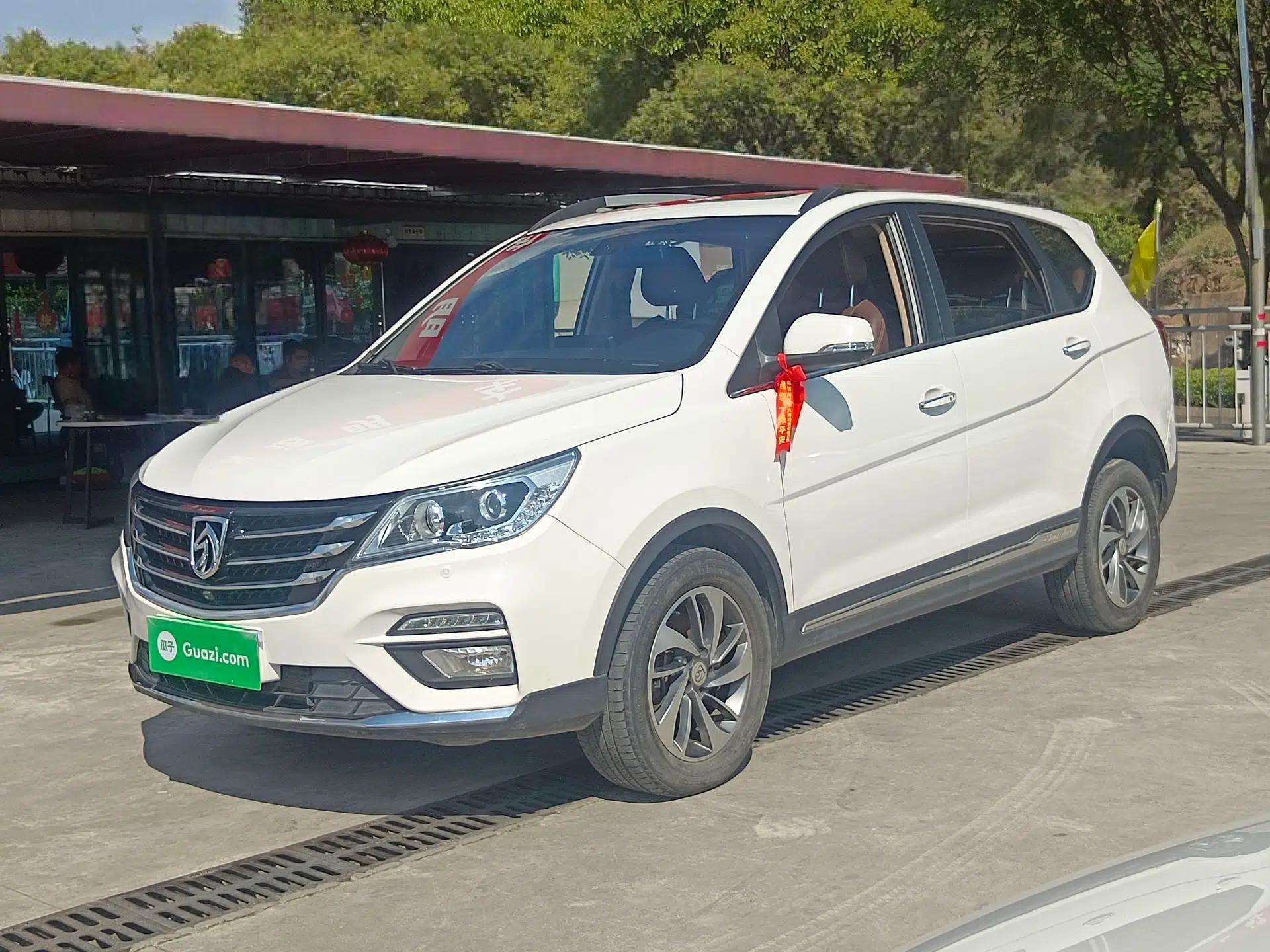 Baojun 560 2017 1.5T DCT Flagship Model — миниатюра 1