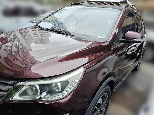 Baojun 560 2015 1.8L manual luxury version
