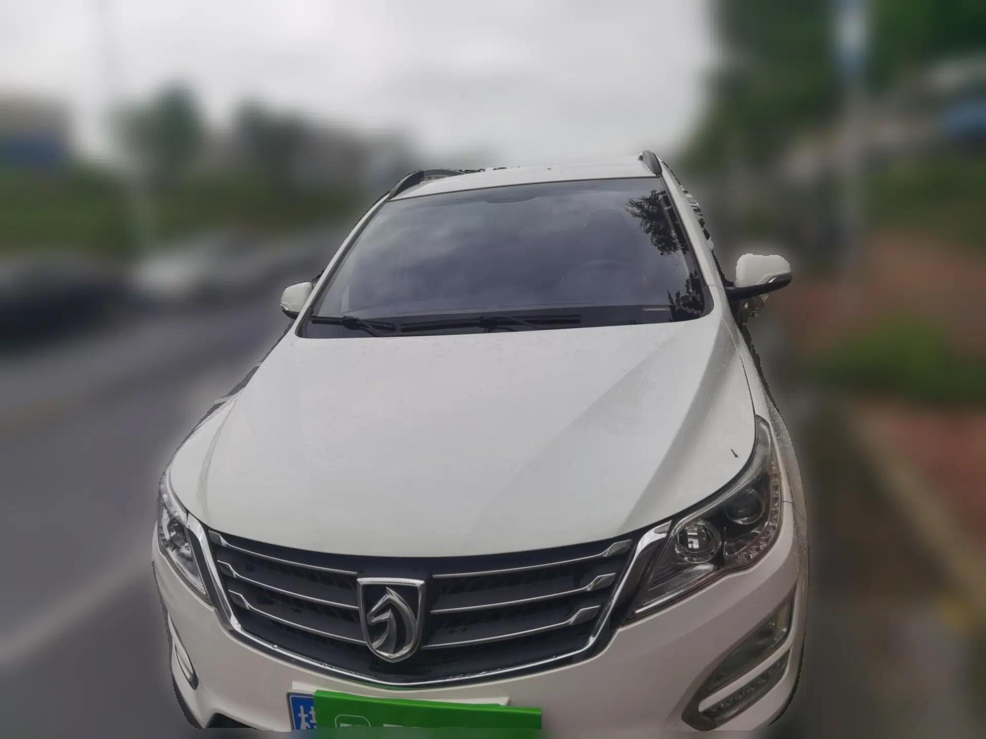 Baojun 560 2015 1.8L Manual Elite Edition — миниатюра 2