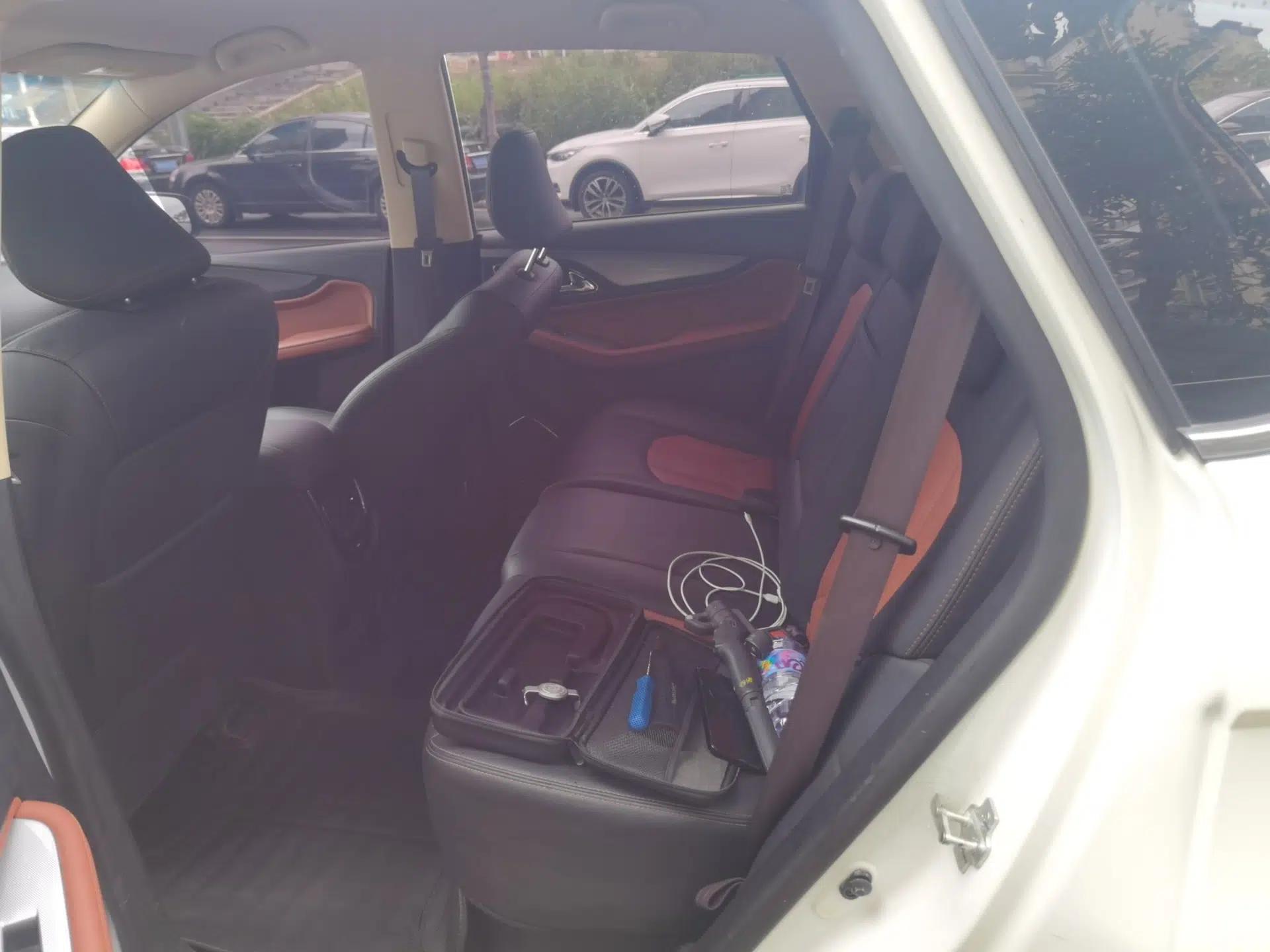 Baojun 560 2015 1.8L Manual Elite Edition — миниатюра 18