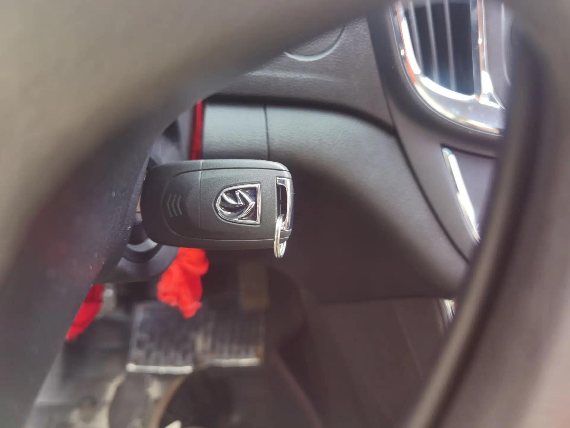 Baojun 560 2015 1.8L Manual Elite Edition — миниатюра 9