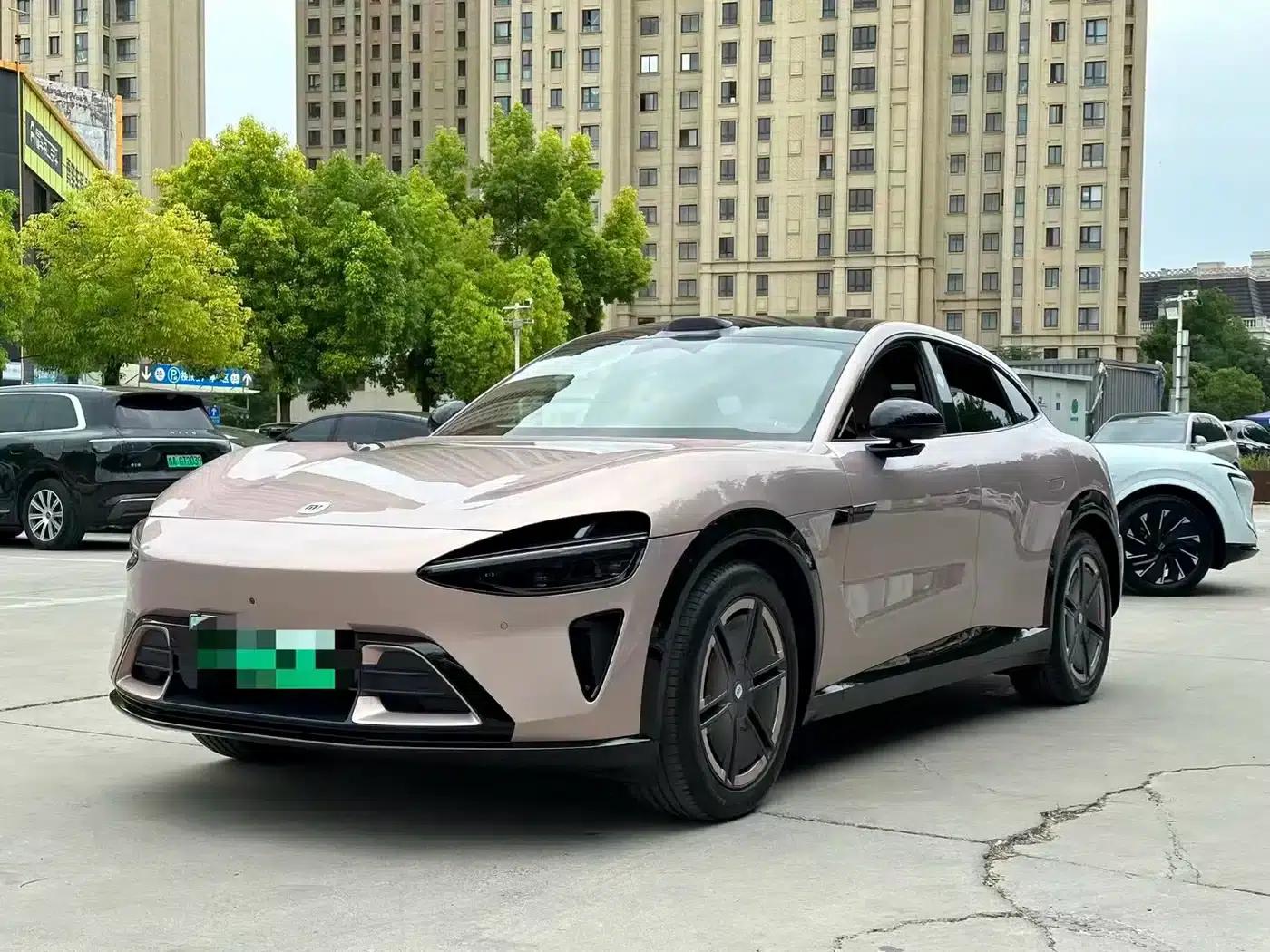 Xiaomi YU7 2025 Ultra-Long Battery Life All-Wheel Drive Pro Edition — миниатюра 1