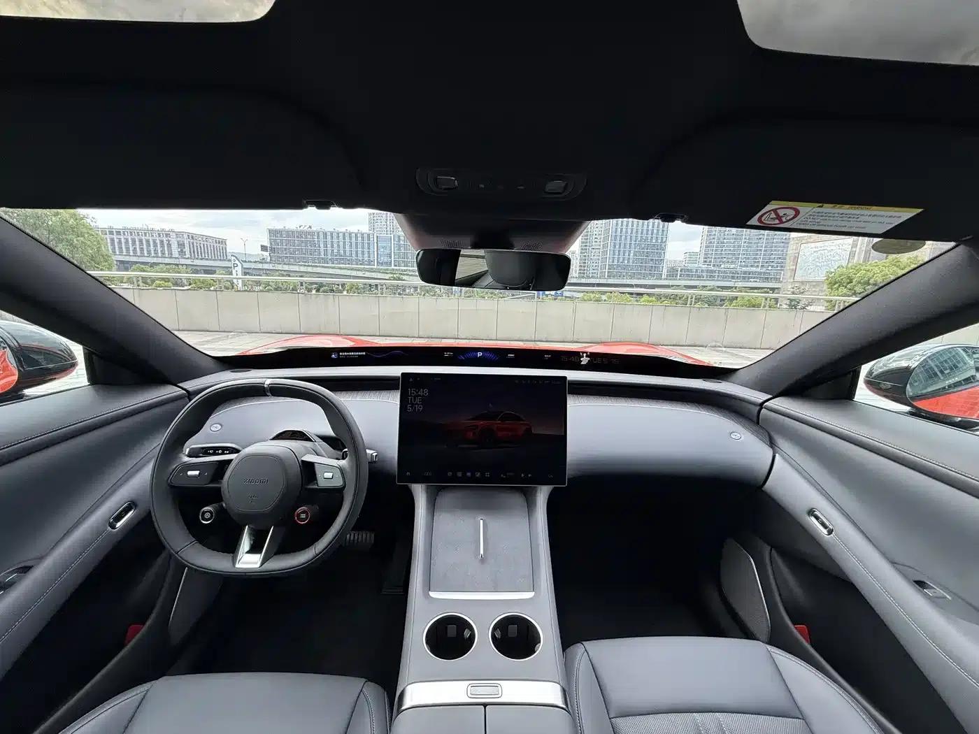 Xiaomi YU7 2025 Model - Long Battery Life Rear-Wheel Drive Edition — миниатюра 11