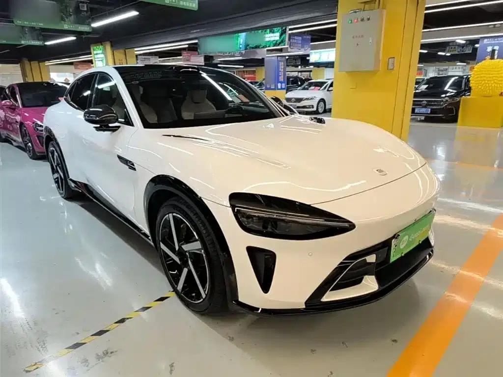 Xiaomi YU7 2025 Model: Long Battery Life, High-Performance All-Wheel Drive Max Edition — миниатюра 4