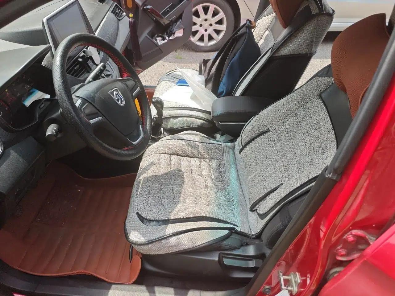Baojun 310 2016 1.2L manual Comfort trim level — миниатюра 16