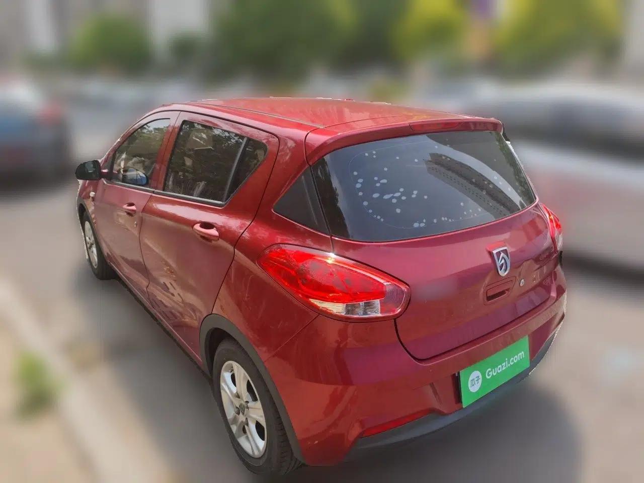 Baojun 310 2016 1.2L manual Comfort trim level — миниатюра 4