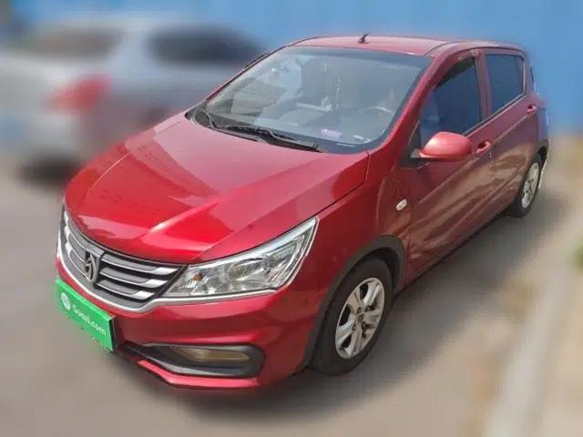Baojun 310 2016 1.2L manual Comfort trim level