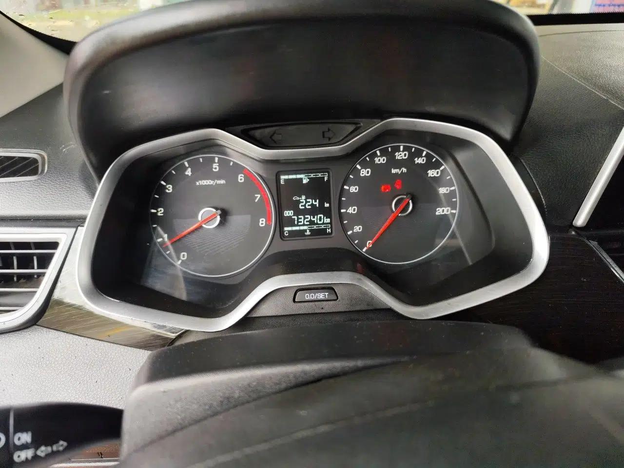 Baojun 310 2016 1.2L Manual Fashionable Edition — миниатюра 12