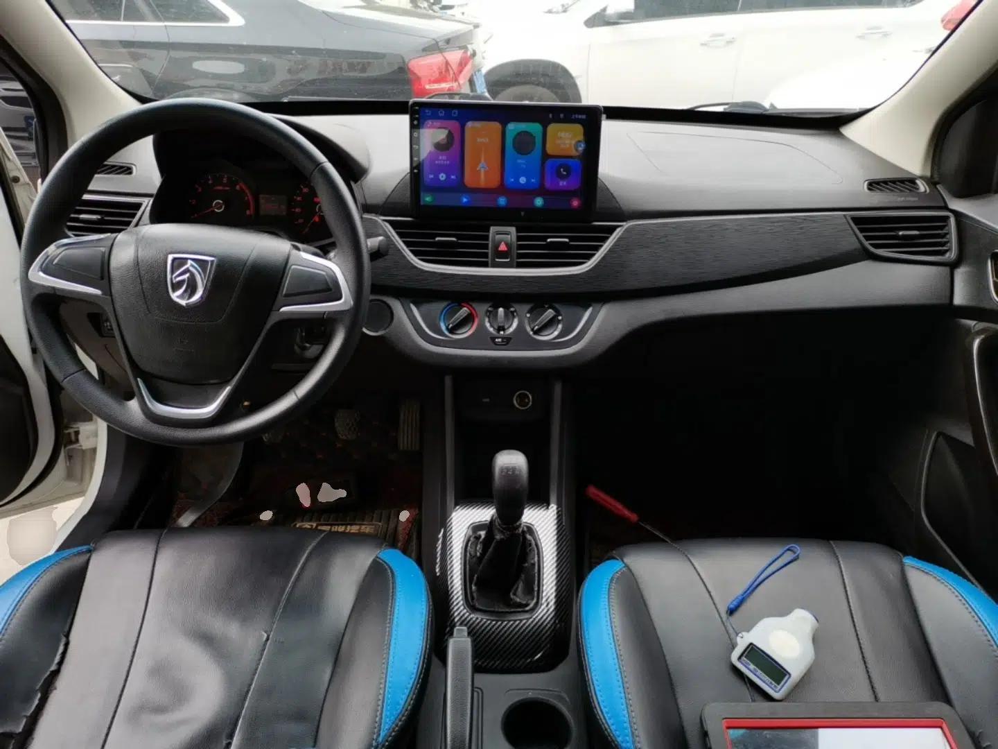 Baojun 310 2016 1.2L manual Comfort trim level — миниатюра 13