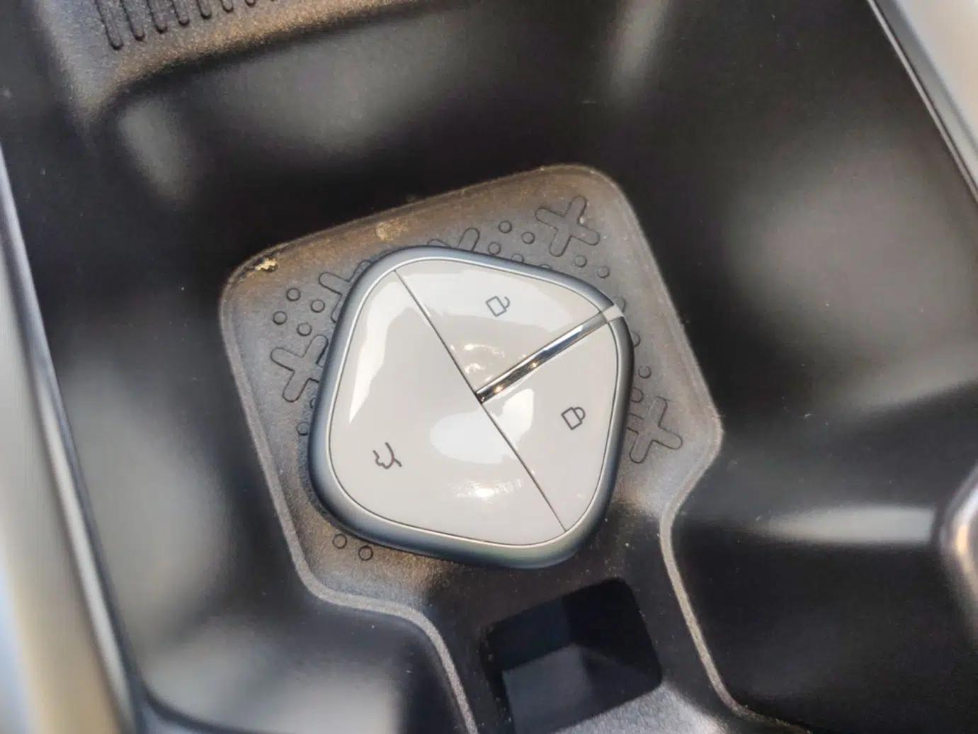Baojun Spark EUV 2026 301km Flagship Edition — миниатюра 12