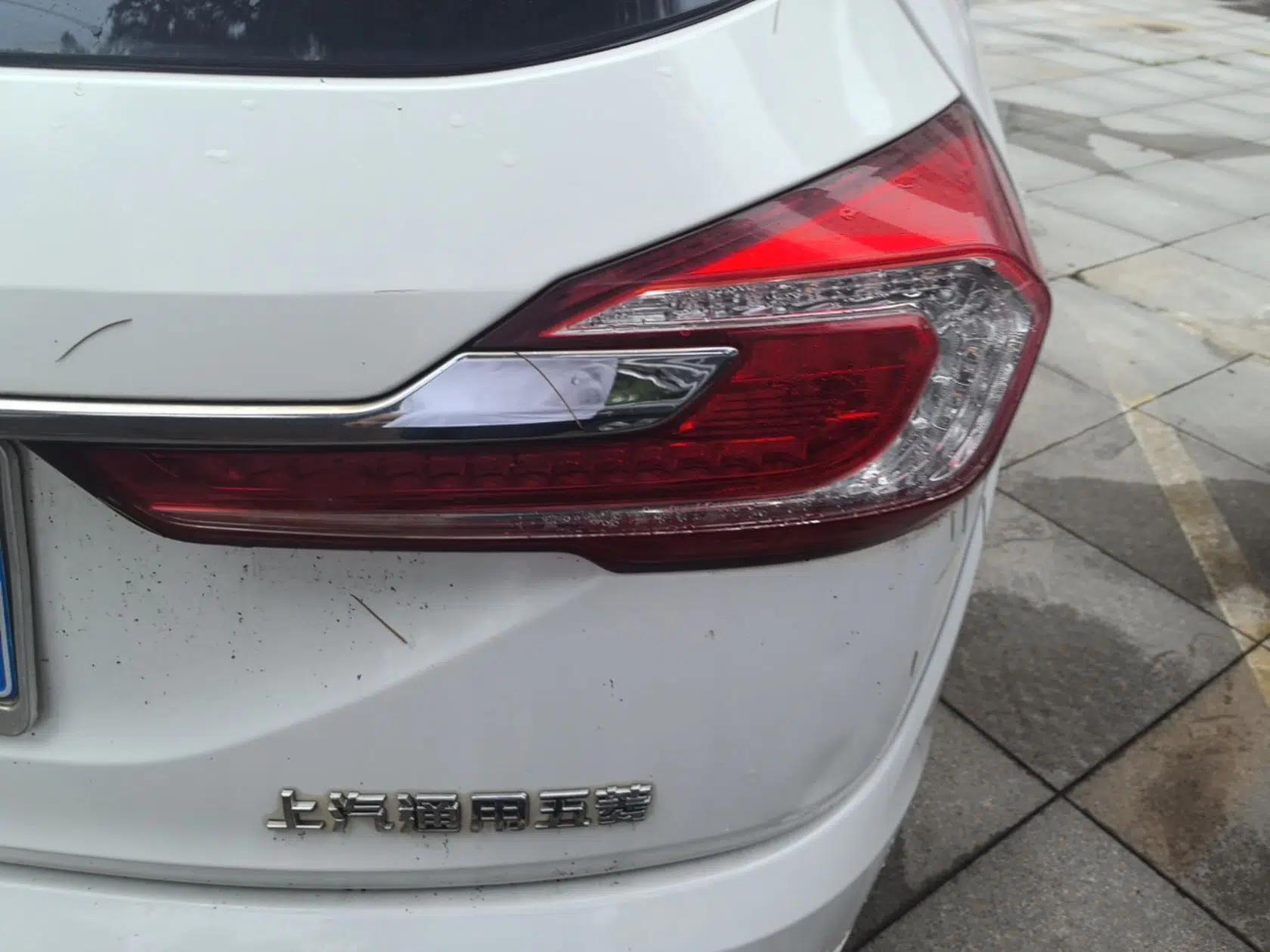 Baojun 310W 2017 1.5L Manual Fashion Model China V — миниатюра 7