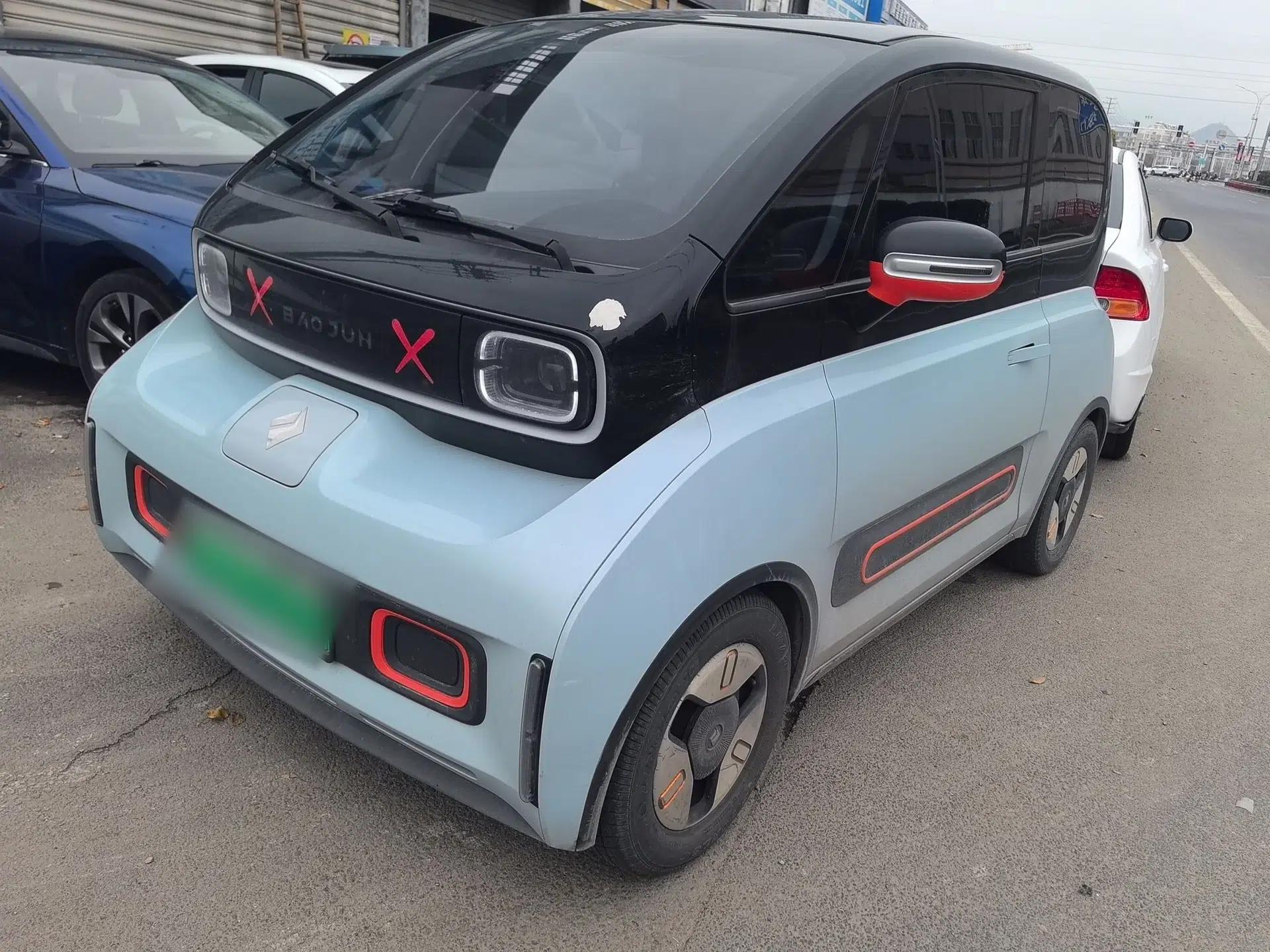 Baojun KiWi EV 2022 Artist Lite Edition Lithium Iron Phosphate — миниатюра 1