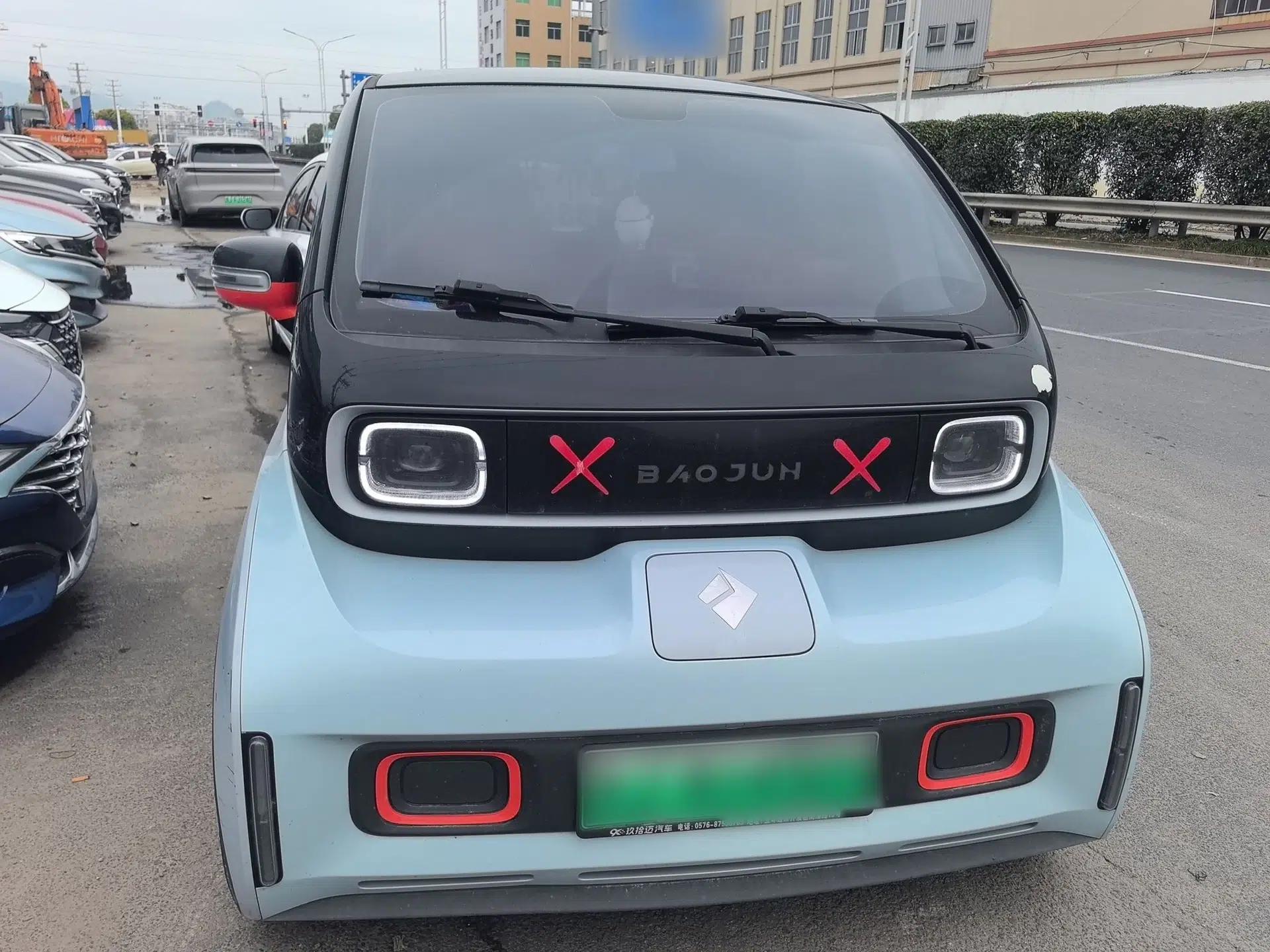 Baojun KiWi EV 2022 Artist Lite Edition Lithium Iron Phosphate — миниатюра 2