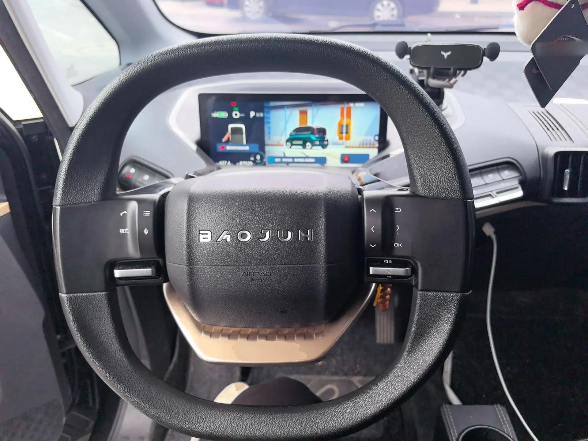 Baojun KiWi EV 2022 Artist Lite Edition Lithium Iron Phosphate — миниатюра 14
