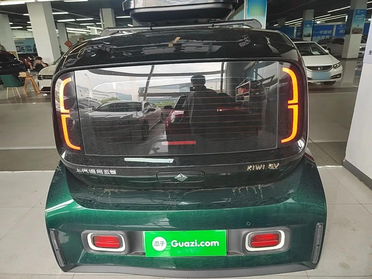 Baojun KiWi EV 2021 Artist Model Lithium Iron Phosphate — миниатюра 5