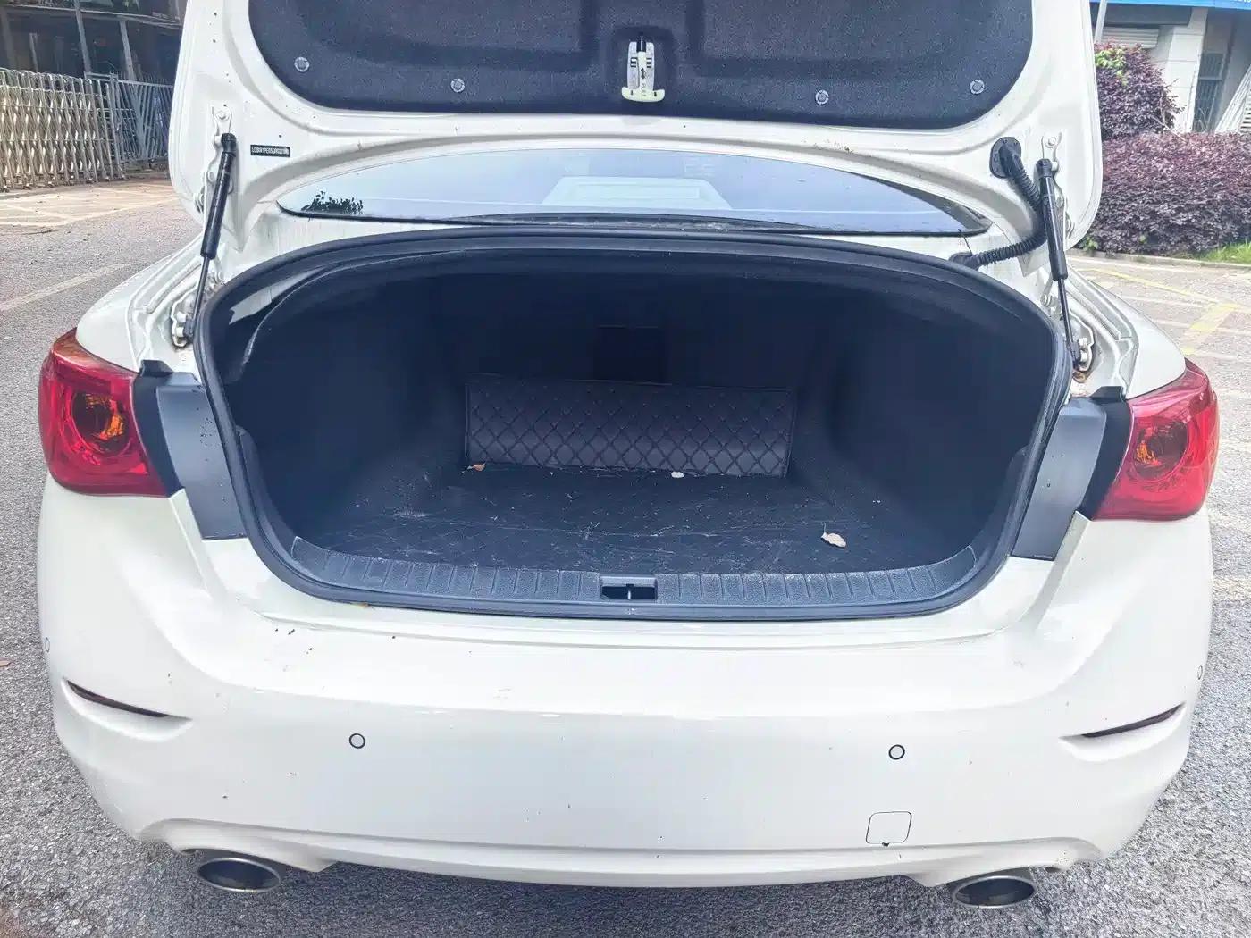 Infiniti Q50L 2015 2.0T Enjoy Edition — миниатюра 21