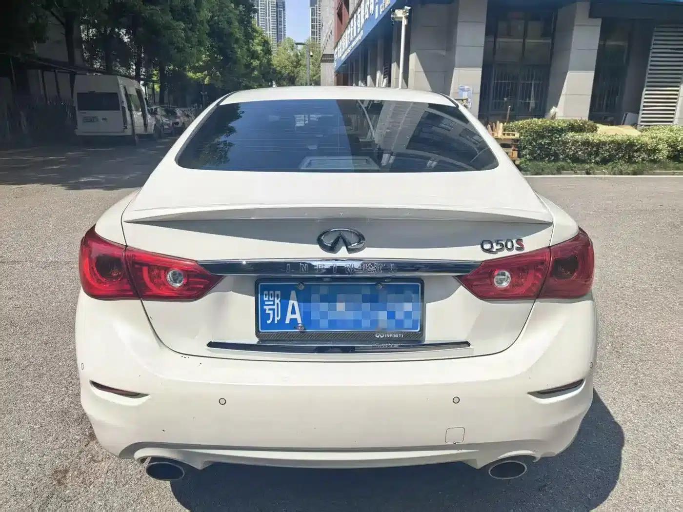 Infiniti Q50L 2015 2.0T Enjoy Edition — миниатюра 22